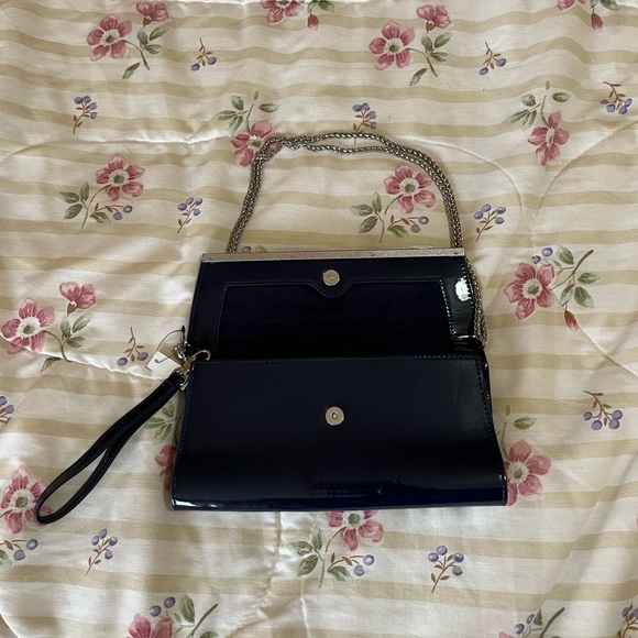 Embroidered floral purse/clutch - Picture 2 of 9